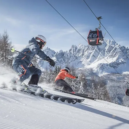 Ξενοδοχείο Bergland 3*